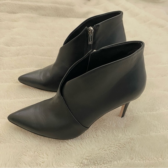 Jessica Simpson Leather Black Ankle Boots with Pointed Toe Size 8.5 - Picture 3 of 16